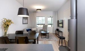 TV a/nebo společenská místnost v ubytování Holiday Club Vierumäki Apartments