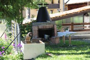 Zahrada ubytování Maison Perron CIR- VDA-LATHUILE-N0062