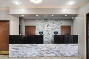 a view of a lobby with a waiting room at Quality Inn & Suites Granbury in Granbury