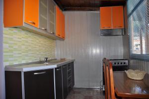 Una cocina o cocineta en Apartment Donend