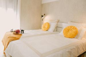 Posteľ alebo postele v izbe v ubytovaní Acogedor adosado con piscina