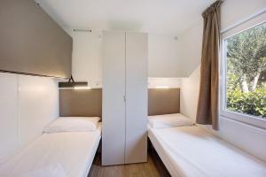 Afbeelding uit fotogalerij van Mobile Home Ulivi 147 in Pietra Ligure +13 foto's