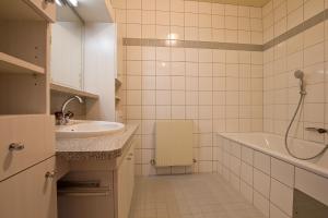 Koupelna v ubytování Apart Auer Umhausen