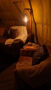 Posezení v ubytování Agros Glamping Boutique
