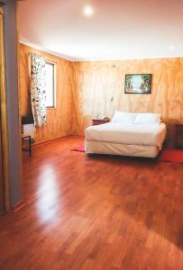 Krevet ili kreveti u jedinici u okviru objekta Hotel Iorana Tolache