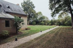 Vonkajšia záhrada v ubytovaní Appartement de charme, Angers Belle-Beille