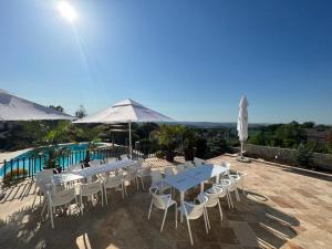 Πισίνα στο ή κοντά στο Cardinale Resort