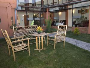 Κήπος έξω από το Hostal Samichay
