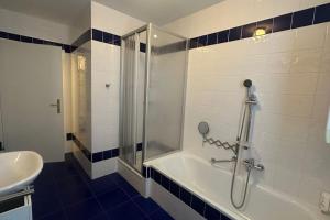 Kép Modern Flat incl Parking, near Metro U1 szállásáról Bécsben a galériában