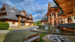 Το κτήριο όπου στεγάζεται  το διαμέρισμα