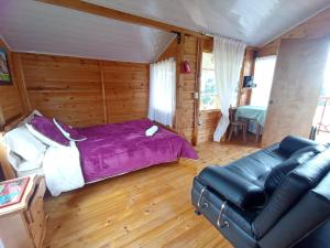 Postel nebo postele na pokoji v ubytování Cabaña La Granja tomine + 33 fotografií