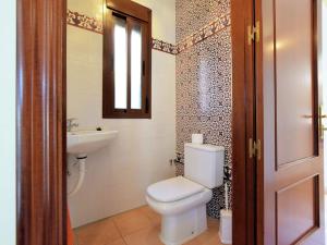 Koupelna v ubytování Villa in Andalusia with Private Pool & Sea Views