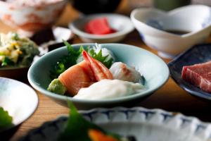 Cibo presso il ryokan o nelle vicinanze