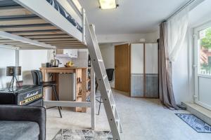 Posedenie v ubytovaní Aryjina kuća, mountain & seaview studio apartment - rooftop terrace