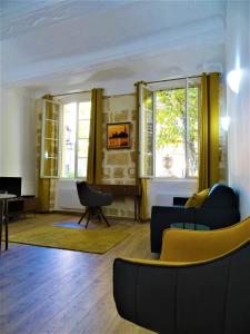 Posedenie v ubytovaní BLUE FOUNTAIN Luxueux Studio Aix Centre Historique -WIFI-SMART TV-