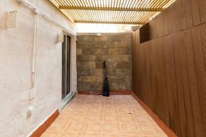 Fotografia z galérie ubytovania Apartamento en Planta Baja Cerca de la Playa en Badalona v destinácii Badalona