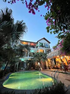 Бассейн в Tam Coc Full House Homestay или поблизости