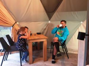 入住Podniebny Glamping的客人