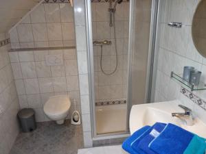 Koupelna v ubytování Haus Bauer Appartment II mit Balkon