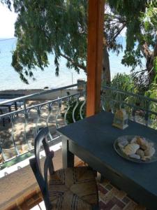 Gallery image of Mairi Lina Studios in Kala Nera