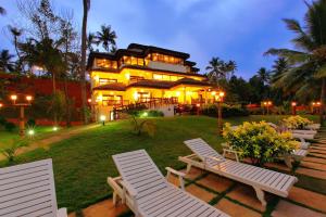 Tòa nhà nơi resort tọa lạc