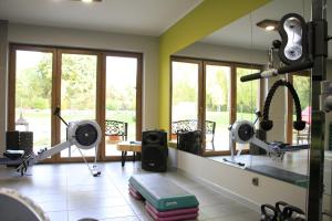 Posilňovňa alebo fitness centrum v ubytovaní Danielówka w lesie