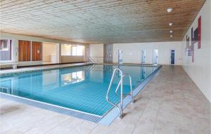 Πισίνα στο ή κοντά στο Stunning Apartment In Missen-Wilhams
