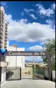 O edifício em que o apartamento se localiza