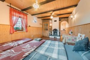 Ein Bett oder Betten in einem Zimmer der Unterkunft Privat LeNa