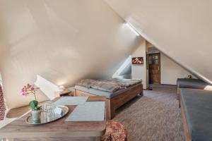 Ein Bett oder Betten in einem Zimmer der Unterkunft Privat LeNa