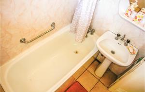 Kúpeľňa v ubytovaní Holiday Home Sobòtka Pod Debami