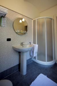 Kúpeľňa v ubytovaní Casa Americani + 26 fotografií
