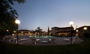 Bazén v ubytování Hotel 500 Firenze nebo v jeho okolí