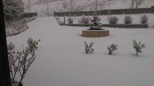 Imagen de la galería de Guest House Pantos Kairou, en Karkaloú 20 fotos más