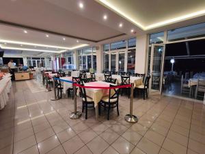 Εστιατόριο ή άλλο μέρος για φαγητό στο New Aegli Resort Hotel