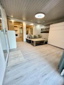 Nhà bếp/bếp nhỏ tại Čebelnk: sanjska hišica 4 km od Bleda