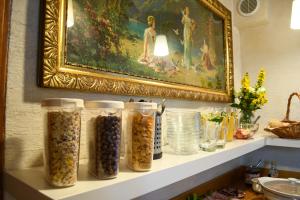 Jedlo v ubytovaní bed & breakfast alebo blízkom okolí