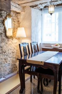 Fotografie z fotogalerie ubytování Historic Old Town Apartment v Tallinnu