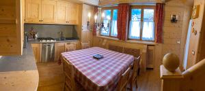 A kitchen or kitchenette at Precumon 16/5