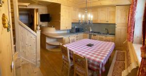 A kitchen or kitchenette at Precumon 16/5