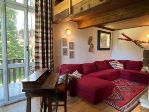 Posezení v ubytování Tuckett Lodge - A large flat for families and groups of friends