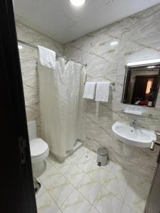 Bagno di ROYAL HOTEL