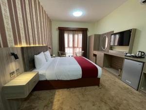 Cucina o angolo cottura di ROYAL HOTEL