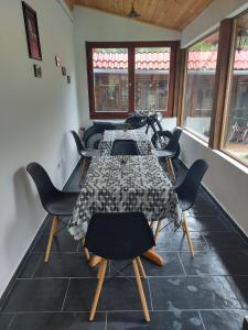 Posedenie v ubytovaní Hámori Álom