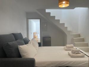 Posteľ alebo postele v izbe v ubytovaní Villa Aegean Blue by LLB Villas - Beach in 500m. + 37 fotografií