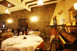 Restorāns vai citas vietas, kur ieturēt maltīti, naktsmītnē Guesthouse Agonari