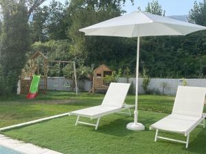 Zahrada ubytování Tylux - Villa de lujo en Jarandilla + 8 fotografií