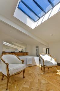 صورة لـ CHATEAU DE LASCOUPS في Saint-Martin-des-Combes