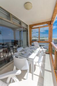 Balkón nebo terasa v ubytování Vv - San Agustín Seaview Apartment