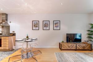 Gallery image of Modern York Apartment in the Heart of the City I Pass The Keys in York